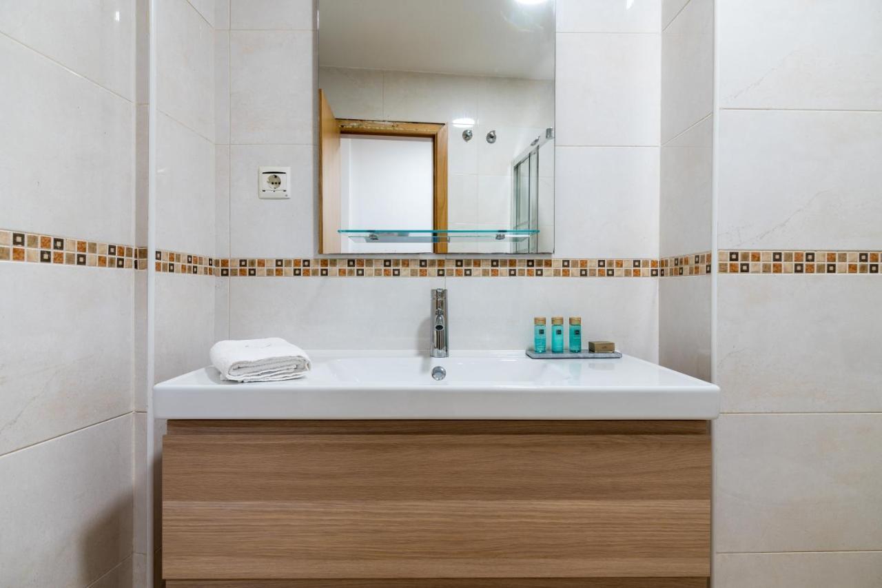 Iloftmalaga Carreteria - Puerta De Antequera Apartment Bagian luar foto